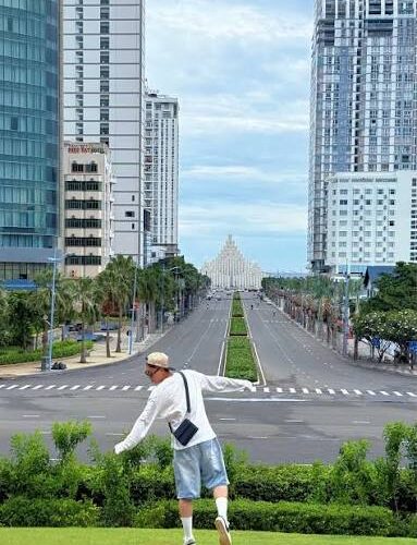 Tháp tam thắng vt